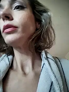 SheTheDeeevil's cam snapshot