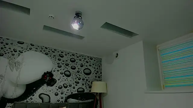 AlmaFancy's cam snapshot