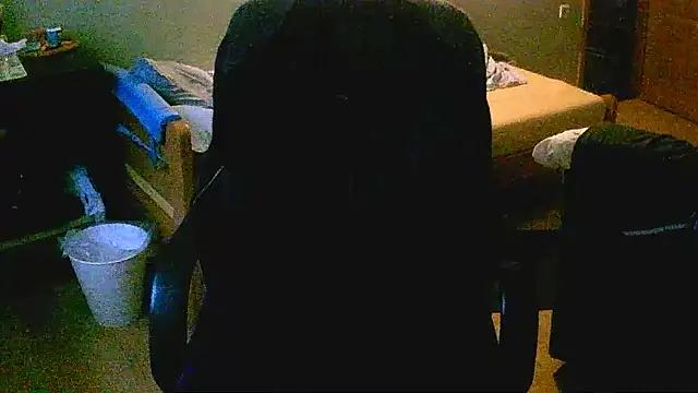 dado-hot12's cam snapshot