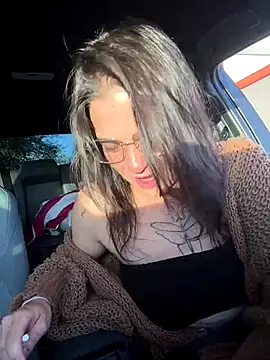 SafeinouterSpace's cam snapshot