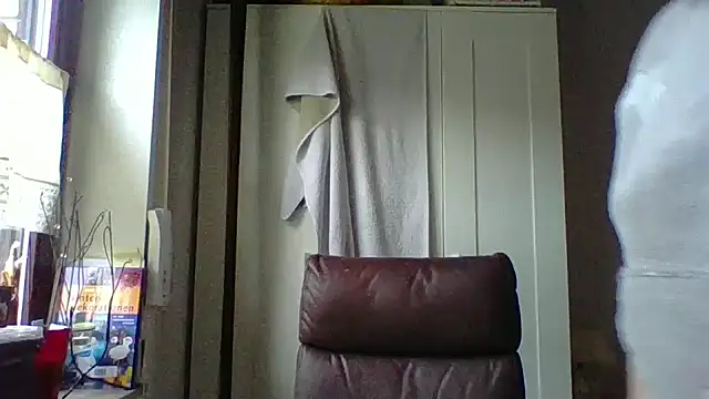 _squirty_cum_lady_'s cam snapshot