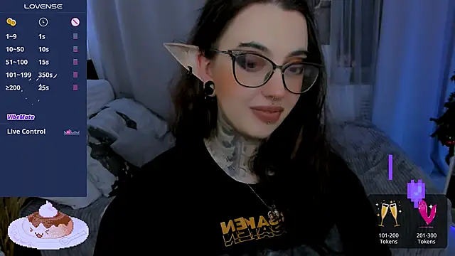 Dixi_Pixi_'s cam snapshot