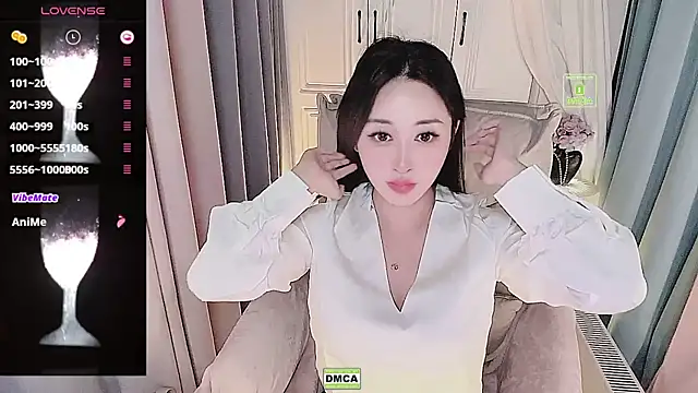 Lynne_Doll_1001's cam snapshot