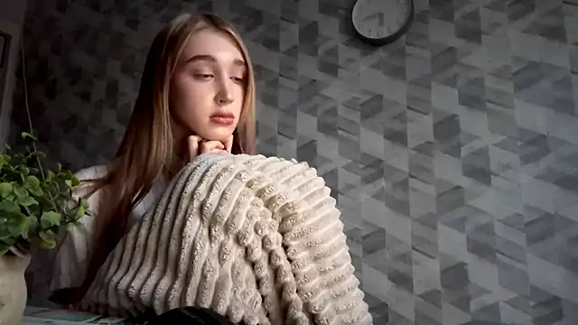 DetraLinz's cam snapshot