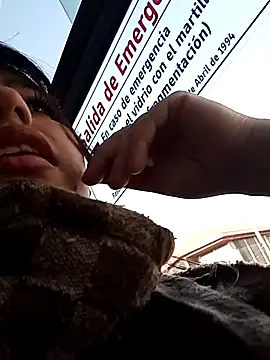 Naomy_Gomez_'s cam snapshot