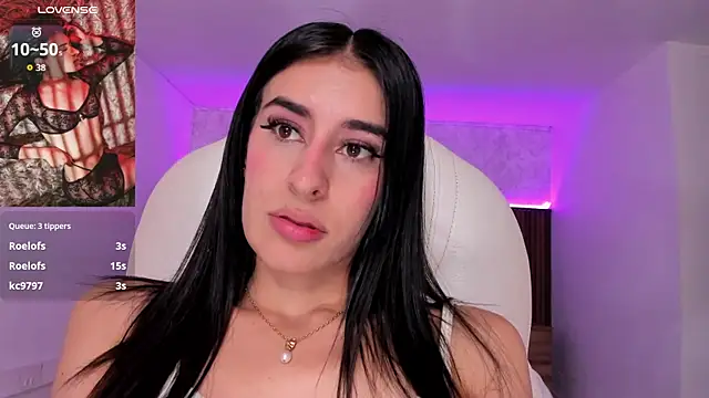 karlaa_james's cam snapshot