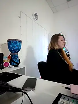 Juicy_PeachLux's cam snapshot