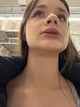 KittyQueeny's cam snapshot