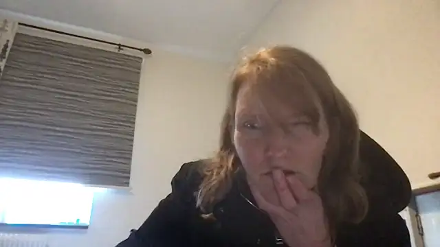 MeluaMauritius's cam snapshot