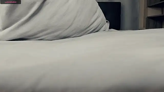 DracosMoon's cam snapshot