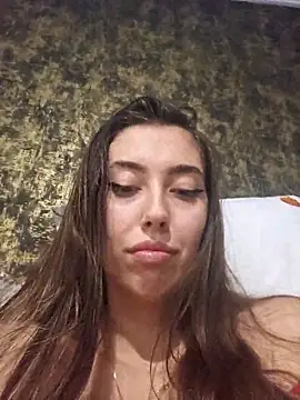 Virggin_Squirt live sex cam