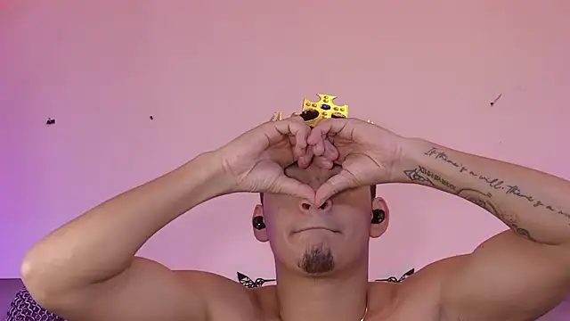 VikoHands live sex cam