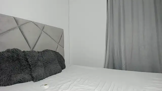 BlueEyesLexy live sex cam