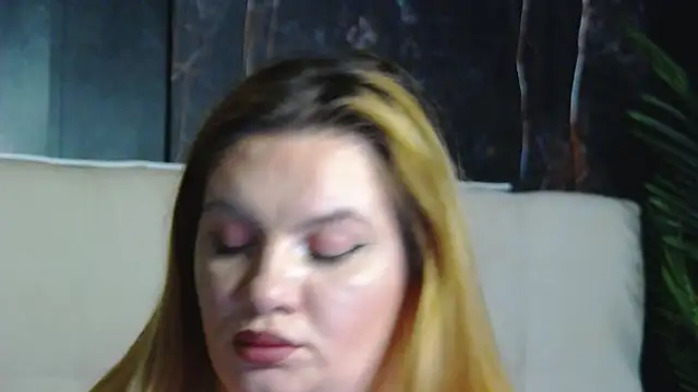 MelanieBrownn's cam snapshot