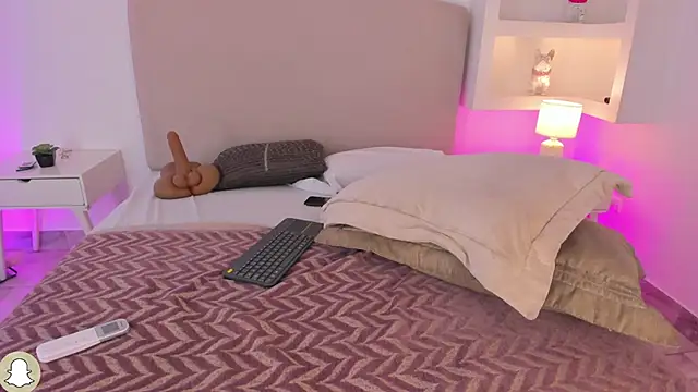 nathalynbarnes's cam snapshot