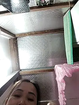 Feeling-hot live sex cam