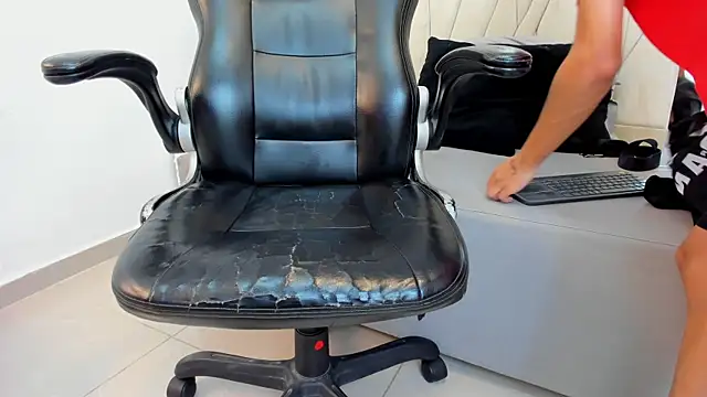 adams_bobby live sex cam