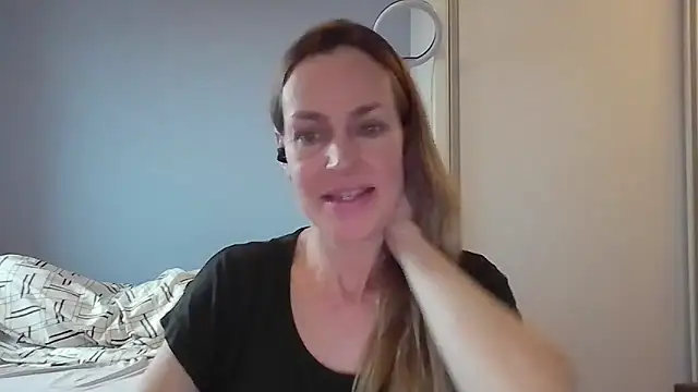 Annylove1's cam snapshot