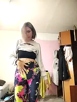 SheTheDeeevil live sex cam