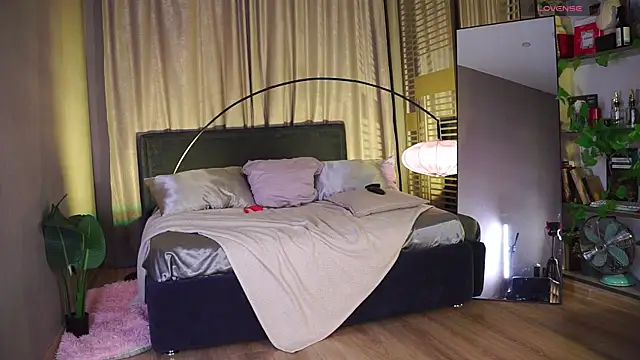 Nikki__Amour's cam snapshot