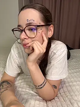 fuckdoll_18 live sex cam