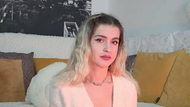 Sarah-Hart's cam snapshot