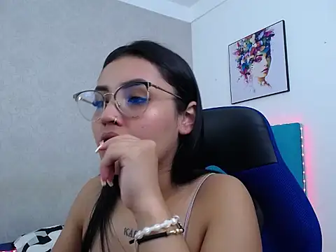 kathe-mills235 live sex cam