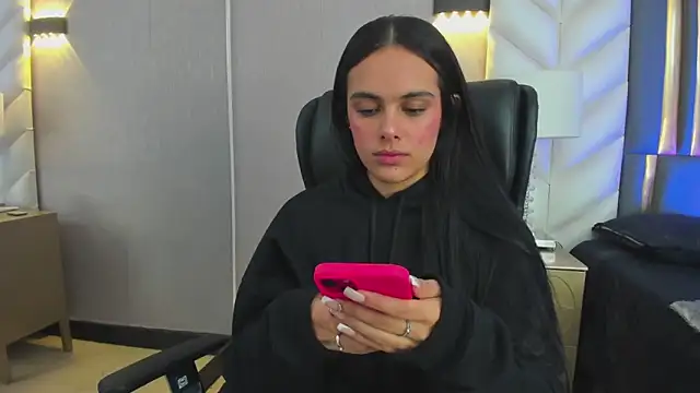 ChloeHarper_ live sex cam