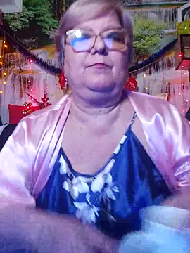 QueenPammy1 live sex cam