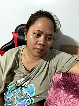 LovelyTits4Daddy's cam snapshot