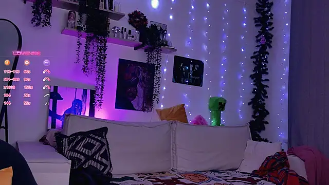 Lollyshy's cam snapshot