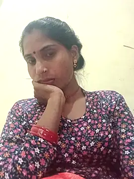 Veshali_Love143's cam snapshot