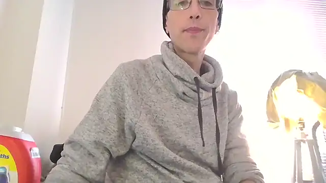 AskAveryAnything's cam snapshot