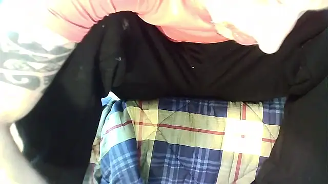 iamNOTGAY90 live sex cam