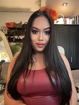 BigDominaMia live sex cam