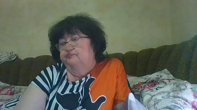 MilaSky5303's cam snapshot