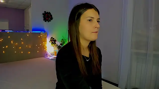 Laura_Leee's cam snapshot