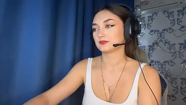 TwotyBright's cam snapshot