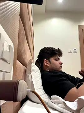 Vihaaanfucks live sex cam