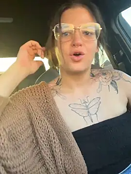 SafeinouterSpace's cam snapshot