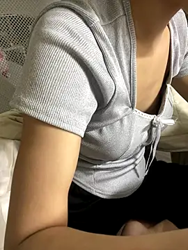 Mina048's cam snapshot