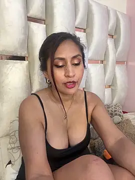 MonicaMoret's cam snapshot