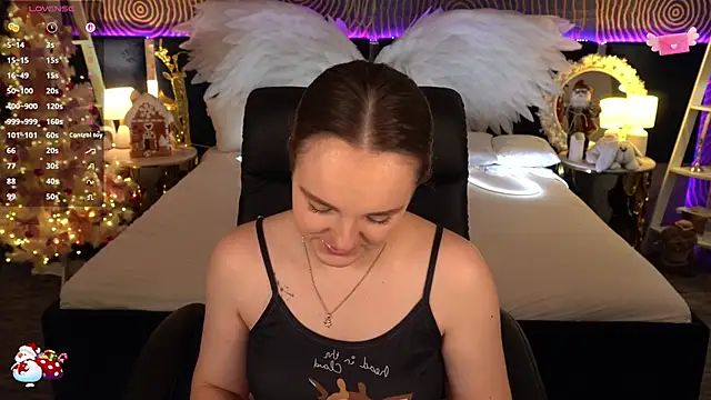 FoxyShy's cam snapshot