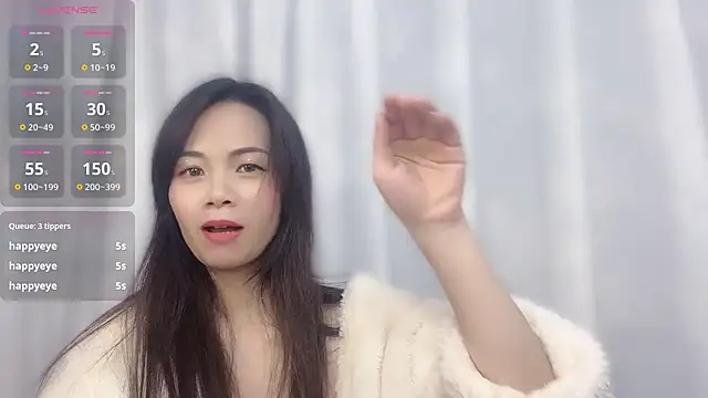 Lynnalltop-165-KeKe's cam snapshot