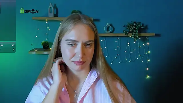 naya_dream's cam snapshot