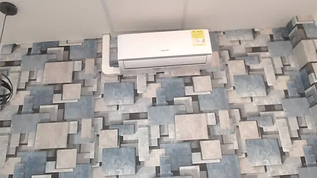 angel_dthroatt's cam snapshot