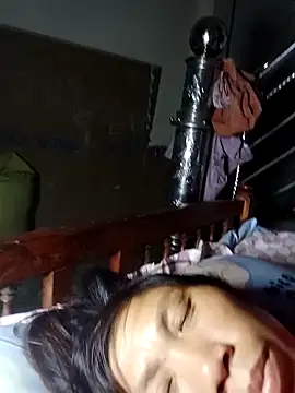 bella-la's cam snapshot