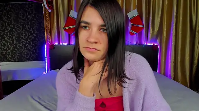 _Polly_Love_'s cam snapshot