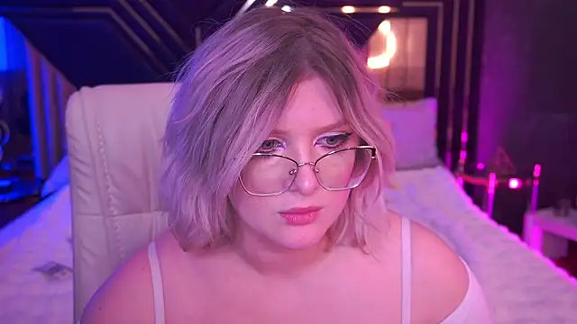 CoolTatis's cam snapshot