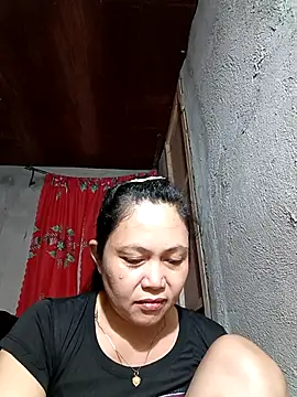 Everleigh_mom's cam snapshot